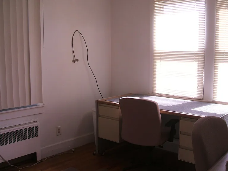 2111 Oak Tree Rd — Photo 14