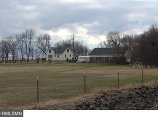 24130 561st Ave, Winthrop, MN 55396