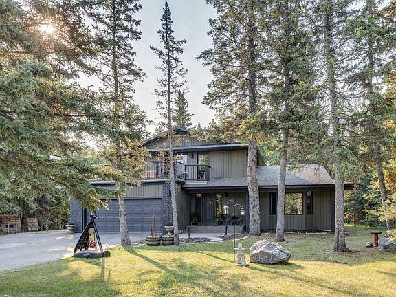 2nd image of 106 Redwood Meadows Dr