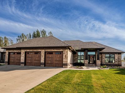 319 50th Pl W, West Fargo, ND, 58078