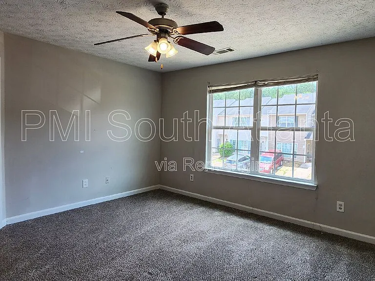 1749 Carrington Dr — Photo 19