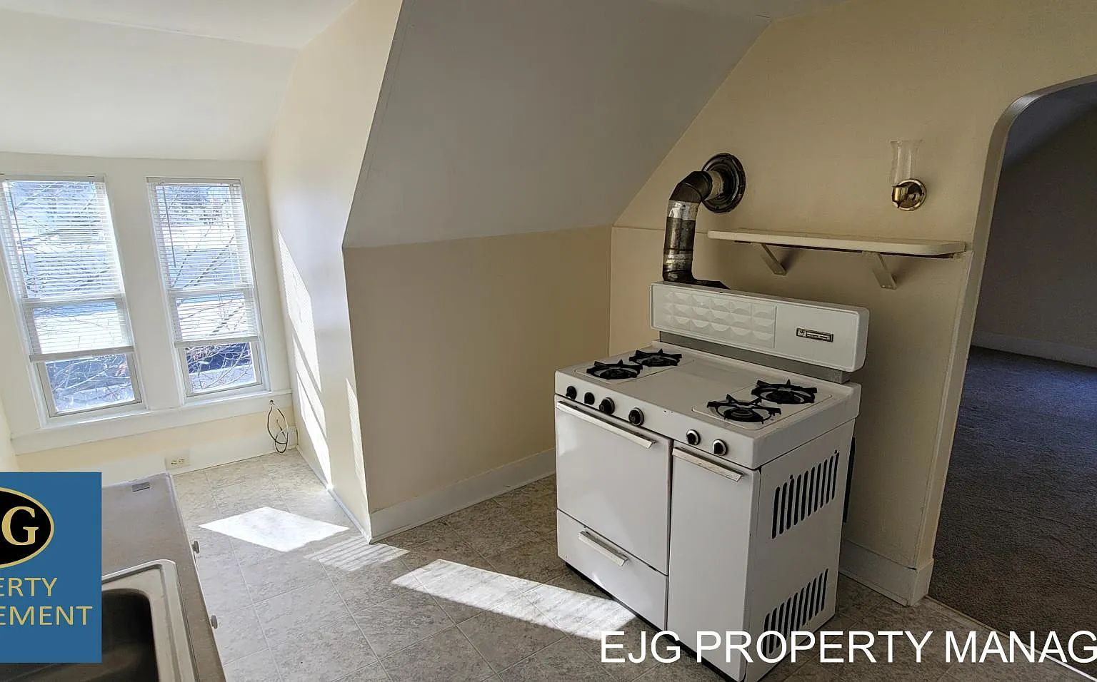 1 bed, $1,200 — Photo 4