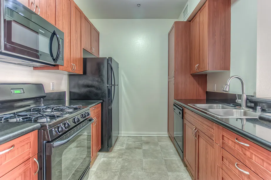 The Mission Apartments — Photo 1