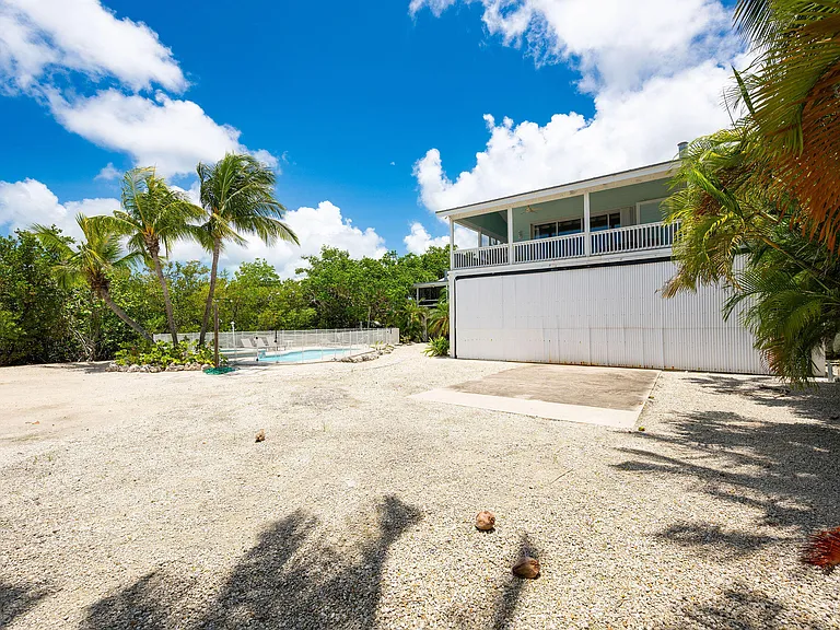 21640 Overseas Hwy — Photo 51