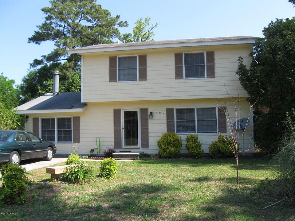 1st image of 906 Oxford Dr