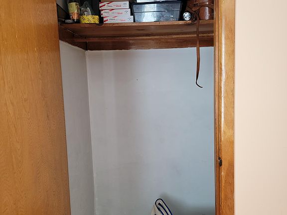 3rd image of 50 Galloway Ave Floor 2