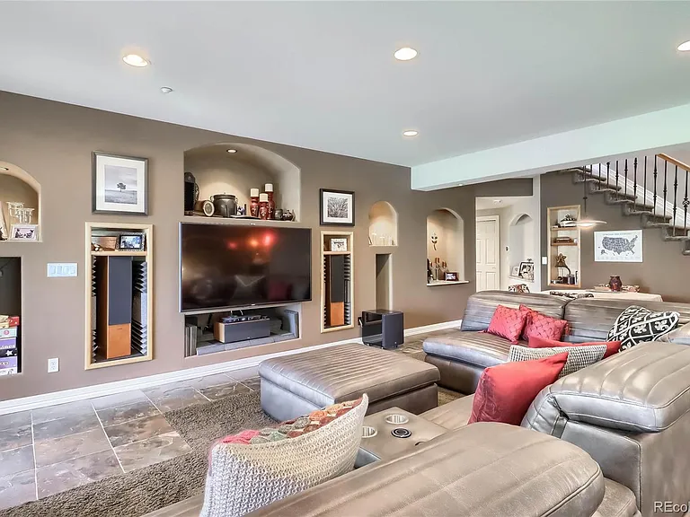 735 Evening Star Ct — Photo 28