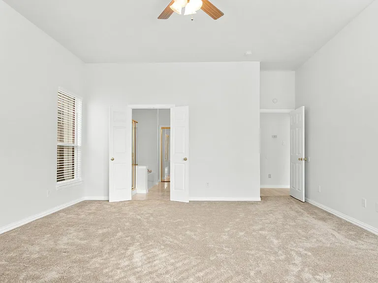 3131 Atrium Dr — Photo 19