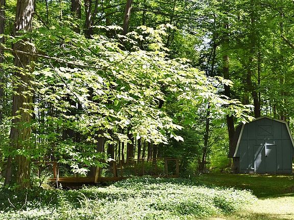 2nd image of 8386 Craig Dr