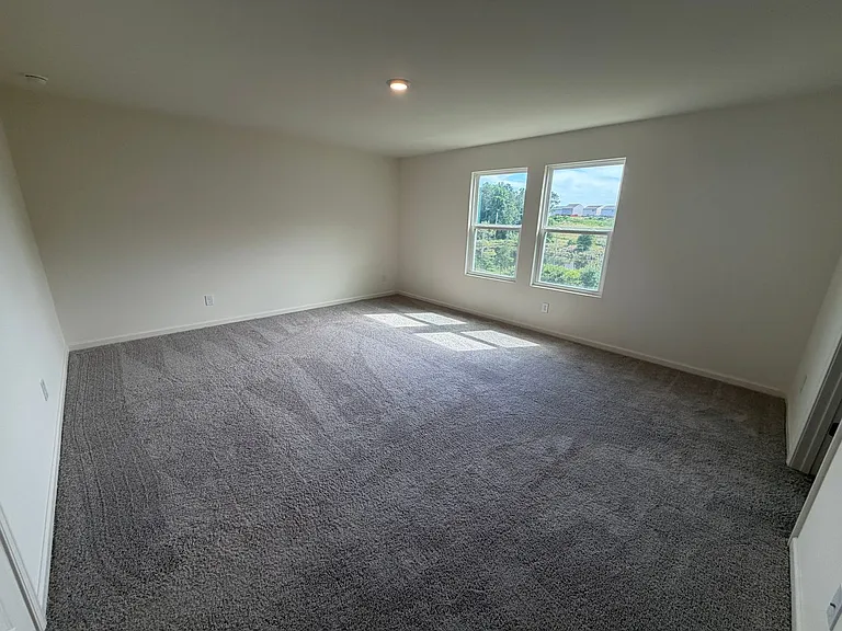 303 Hyde Park — Photo 11