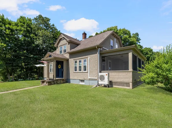 138 Maple Street, Killingly, CT 06239