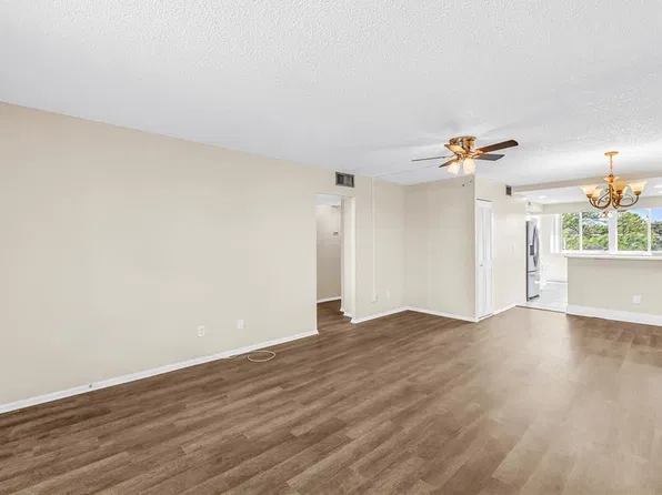 5095 BAY STREET NE #317, ST PETERSBURG, FL 33703