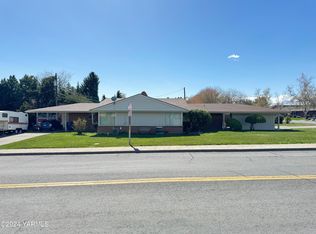 4010 W Lincoln Ave, Yakima, WA 98908