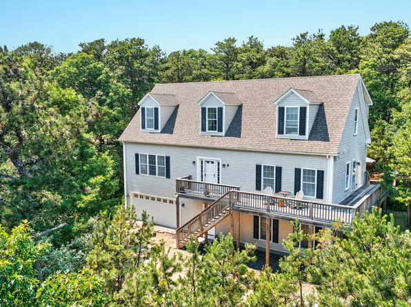8 Leeward Passage, Truro, MA 02666