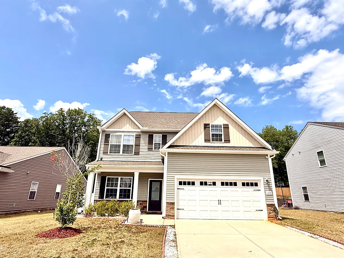 Building Photo - 125 Legacy Dr