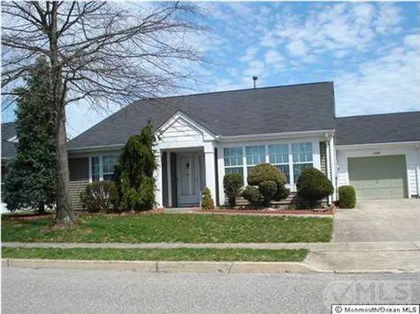 1154A Thornbury Ln, Manchester, NJ 08759