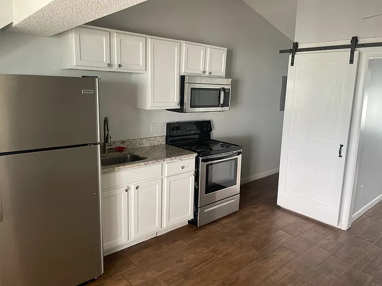 21104 Front Beach Rd #303 — Photo 20