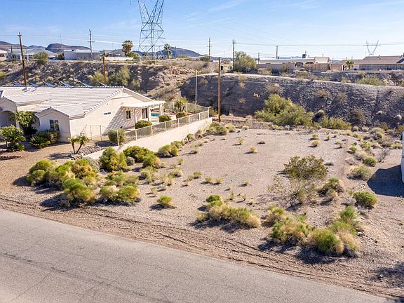 3rd image of 3510 Swordfish Dr Lot 55