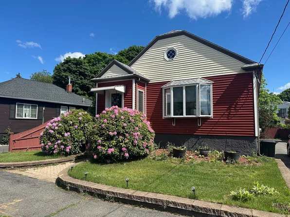 54 Dudley St, Saugus, MA 01906