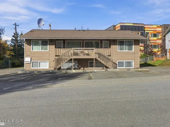7801 Island Dr, Anchorage, AK 99504