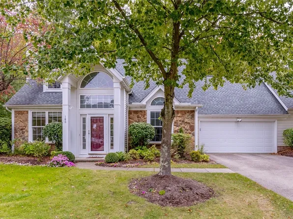 180 Stonebrooke Oval, Chagrin Falls, OH 44022