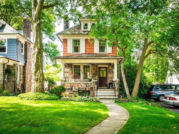 216 N 14th St, Easton, PA 18042