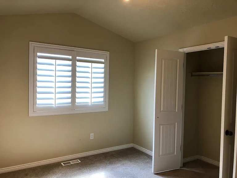2224 W Mackay Ln — Photo 10