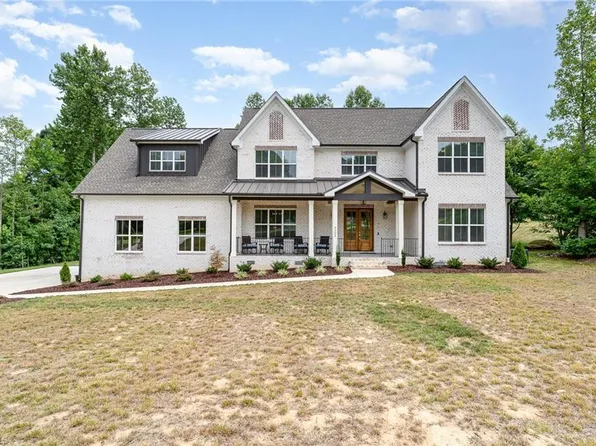 3505 Sheppard Hill Rd, Kernersville, NC 27284