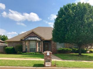 216 NW 160th St, Edmond, OK 73013
