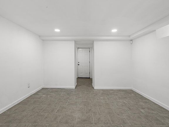 5th image of 6317 Torresdale Ave