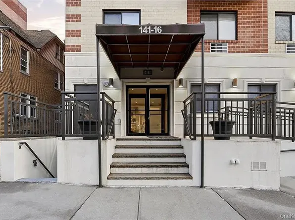 14116 84th Dr APT 3D, Jamaica, NY 11435