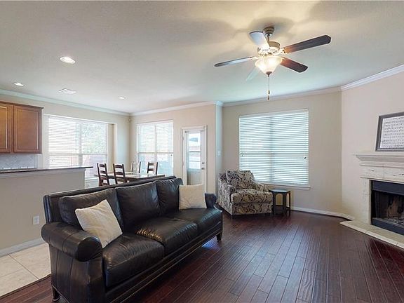 4th image of 3505 Elm Grove Dr