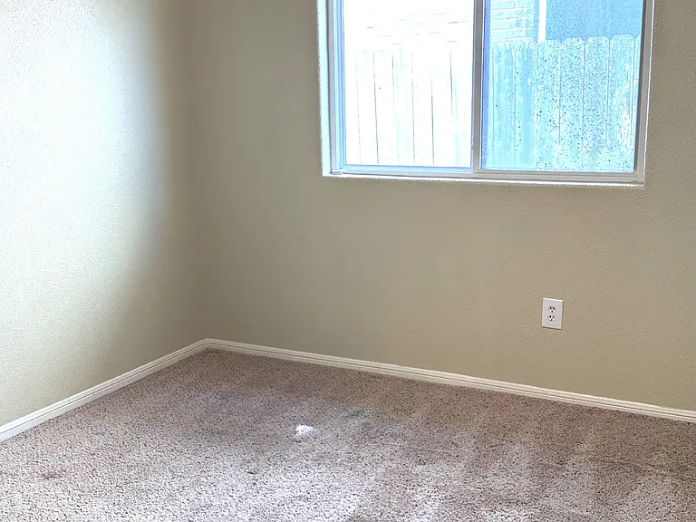 7022 Boardwalk Ave — Photo 8