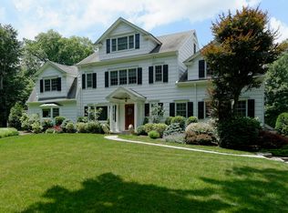 32 Sawmill Ln, Greenwich, CT 06830