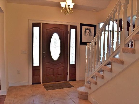 5th image of 32322 Oak Bluff Dr