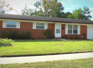 7768 Dalehurst Dr S, Jacksonville, FL 32277