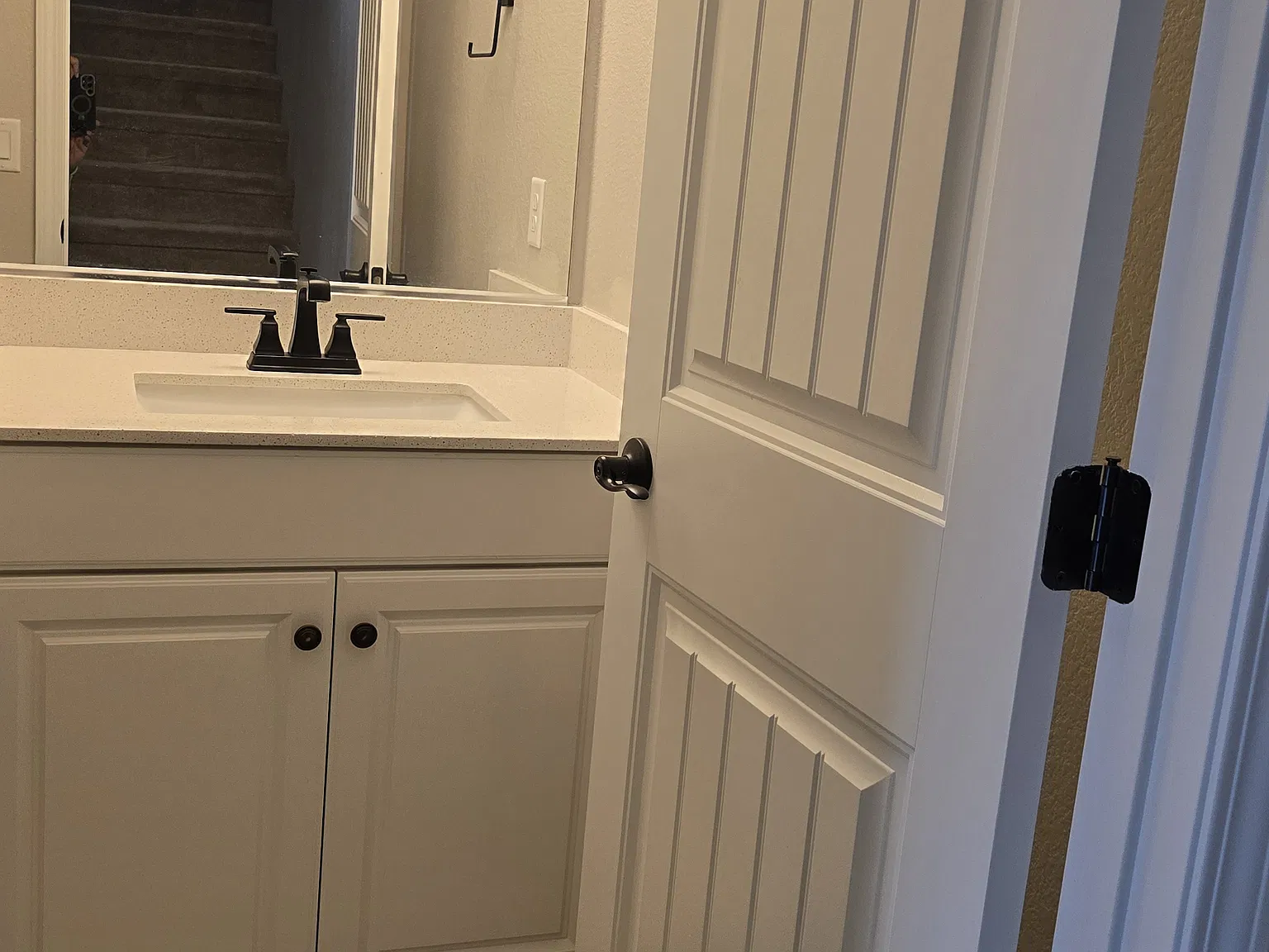 4 bed, 2.5 bath, 1850 sqft, $2,300 — Photo 4