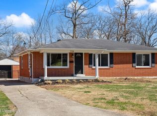 7719 Poinsettia Dr, Louisville, KY 40258