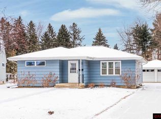 709 Upper Johnson Cir, Saint Peter, MN 56082