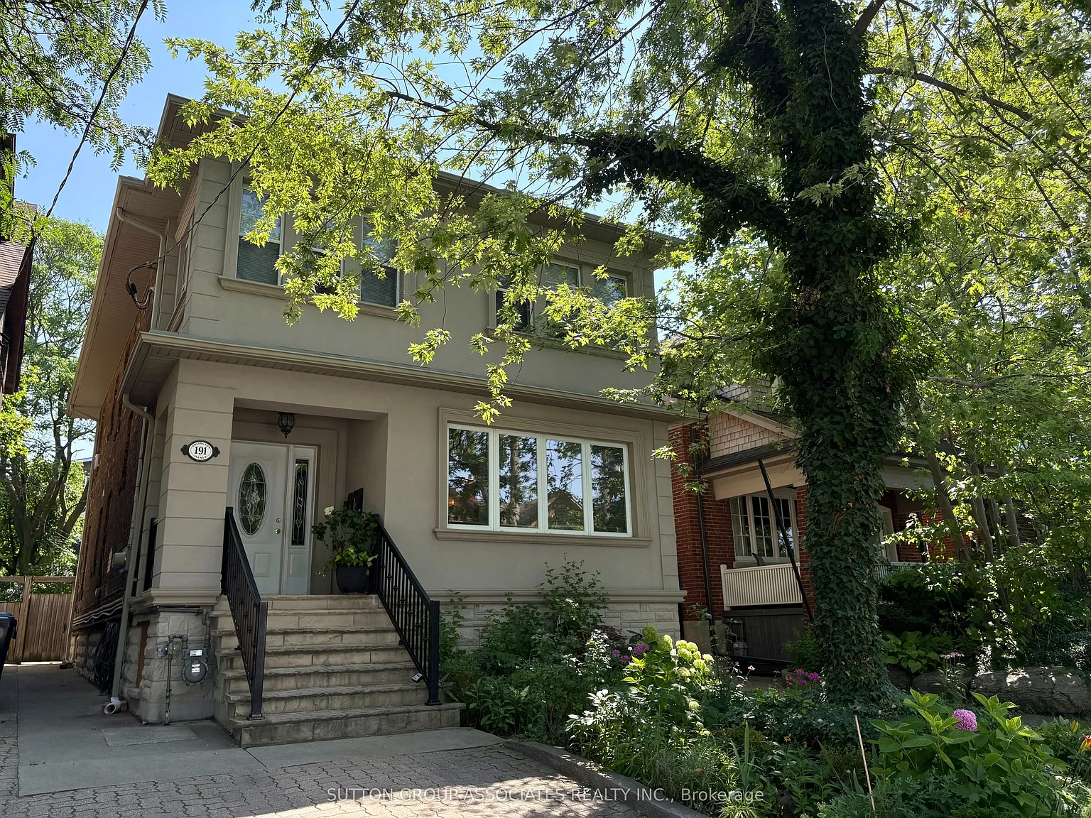 2 bed, $3,300 — Photo 1