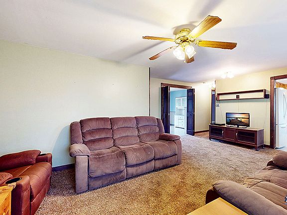 5th image of 109 Madera Cir