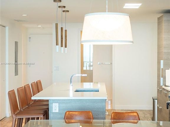 5th image of 650 NE 32nd St #3104