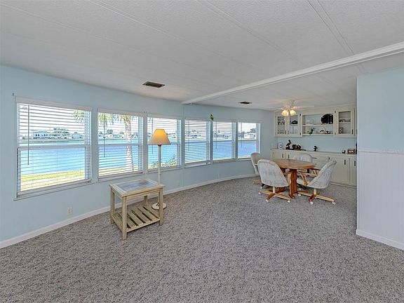 5th image of 98 LAKEVIEW DRIVE