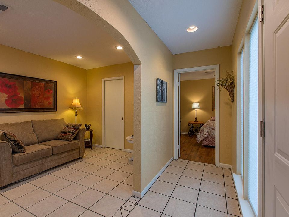 1st image of 515 Wingate Blvd #515