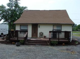 23320 Saxis Rd, Sanford, VA 23426