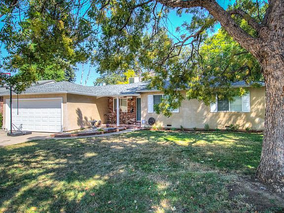 3rd image of 2301 Canal Dr