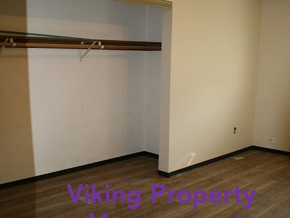 4th image of 860 NE Court St #1