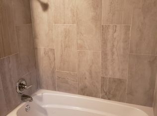 319 W Washington St APT 2, Grand Ledge, MI