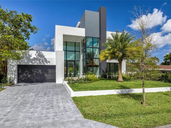 3205 Leigh Rd, Pompano Beach, FL 33062