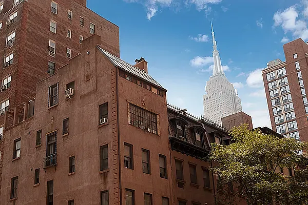 Rented by R New York | media 28